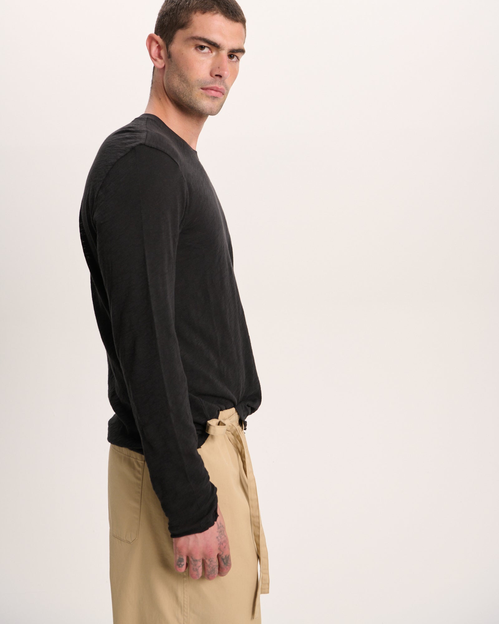 Slub Jersey Long Sleeve Destroyed Wash Tee - Black - Image 2